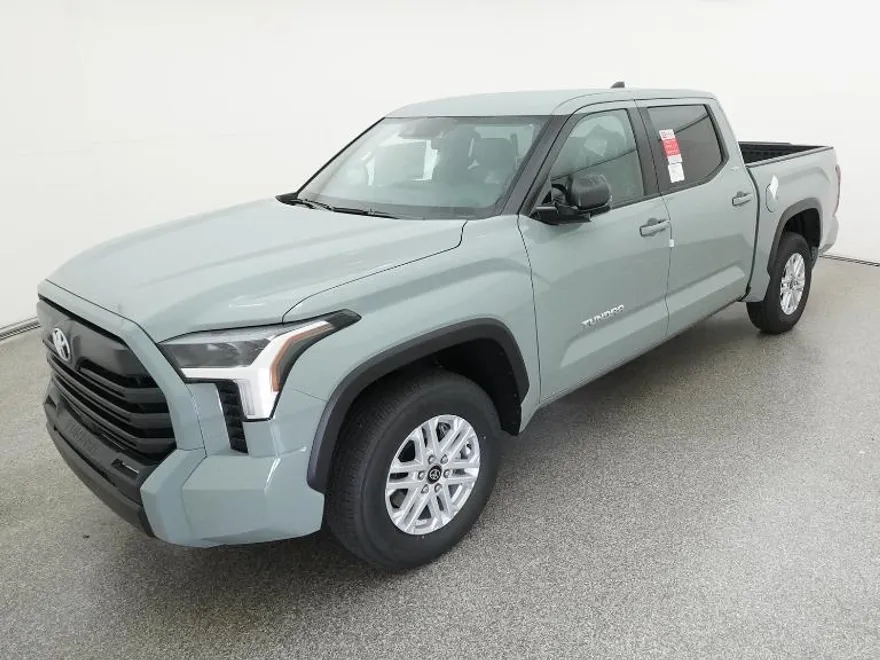 2026 Toyota Tundra SR5 CrewMax photo 1