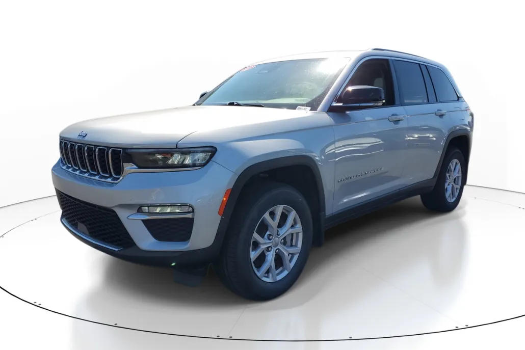 2022 Jeep Grand Cherokee Limited photo 1