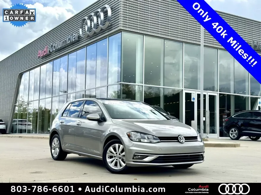 2018 Volkswagen Golf TSI SE photo 1