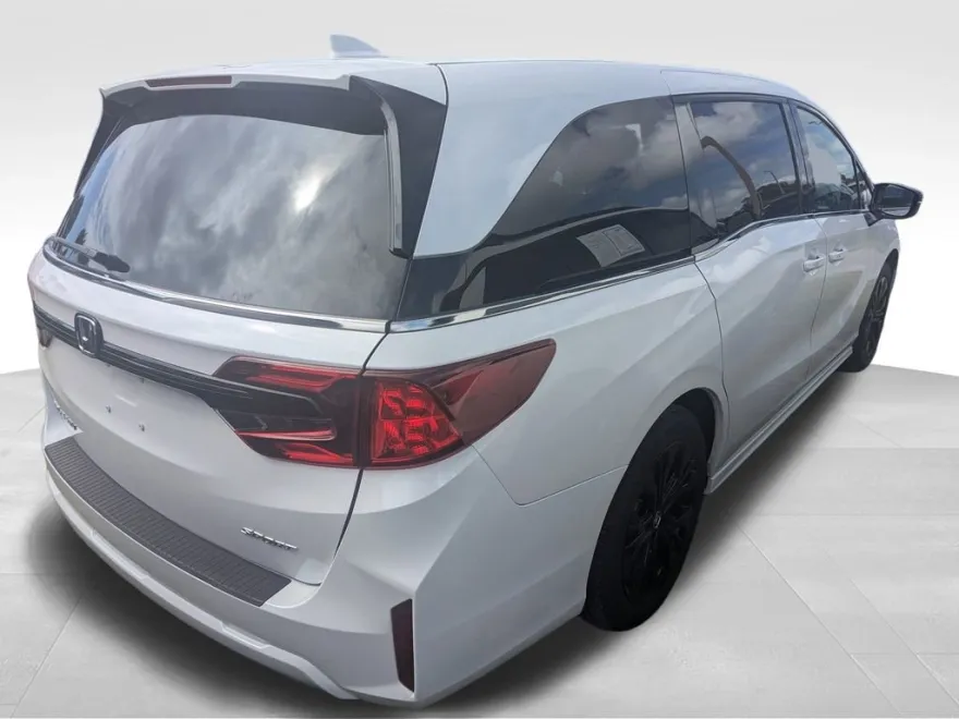 2025 Honda Odyssey photo 1