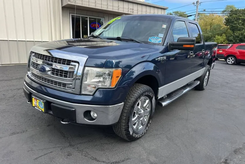 2013 Ford F-150 XLT photo 1