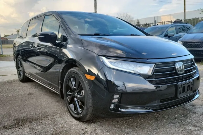 2023 Honda Odyssey photo 1
