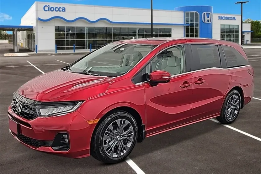 2026 Honda Odyssey Touring photo 1