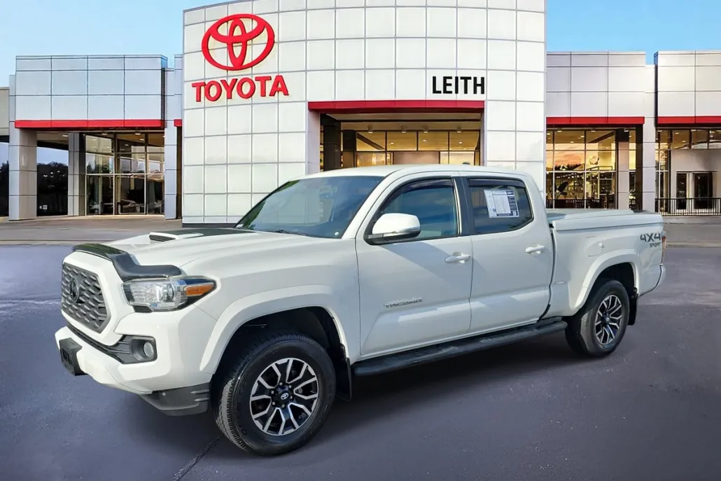 2021 Toyota Tacoma TRD Sport V6 photo 1