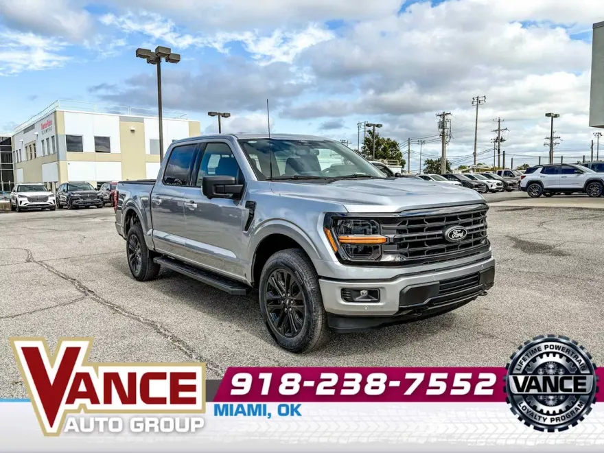 2025 Ford F-150 XLT photo 1