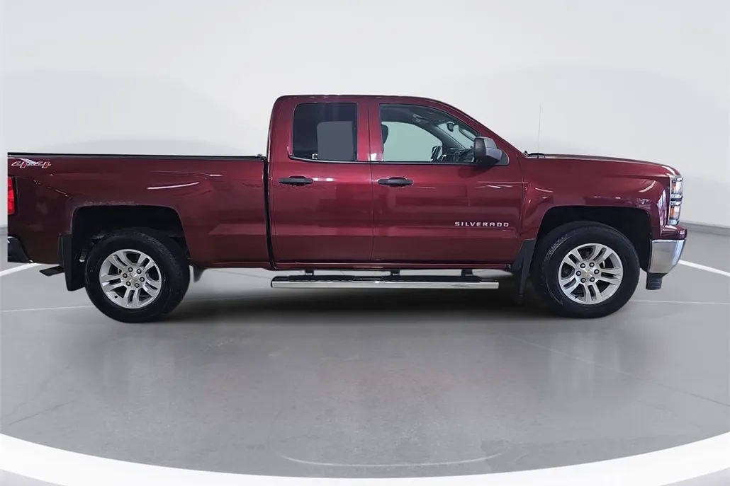 2014 Chevrolet Silverado 1500 LT photo 1
