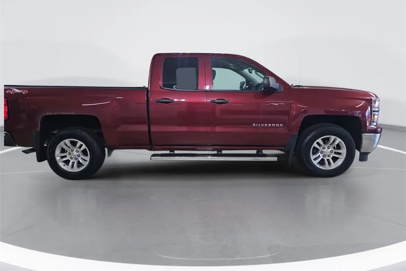 2014 Chevrolet Silverado 1500 LT photo 1