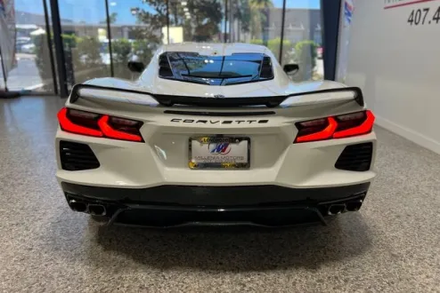 2021 Chevrolet Corvette 3LT photo 3