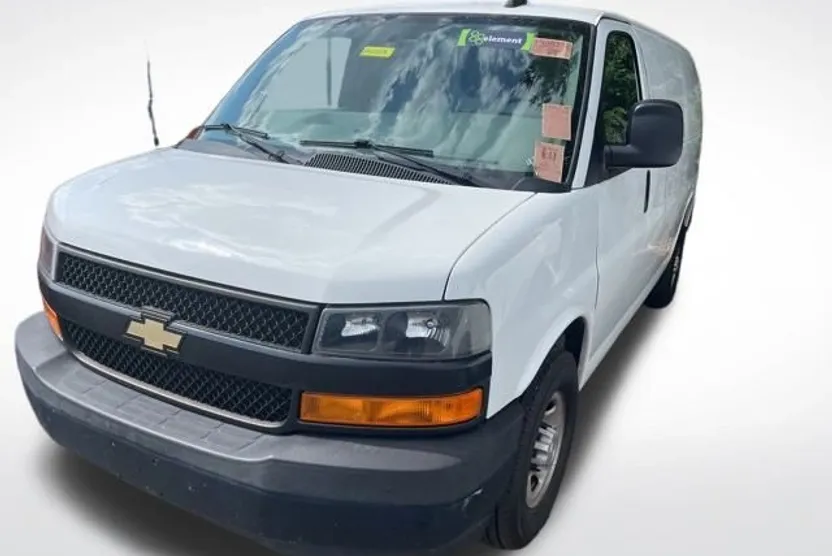 2018 Chevrolet Express 2500 Work Van photo 1