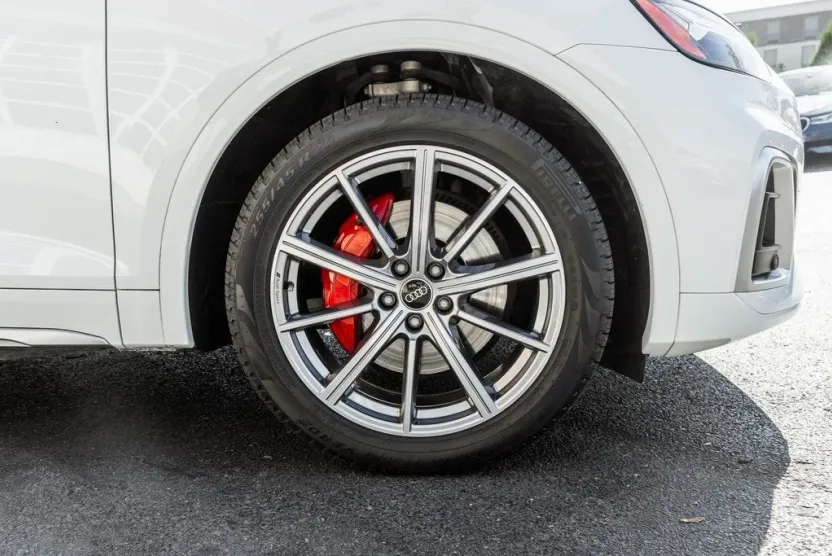 2023 Audi SQ5 Premium Plus photo 1