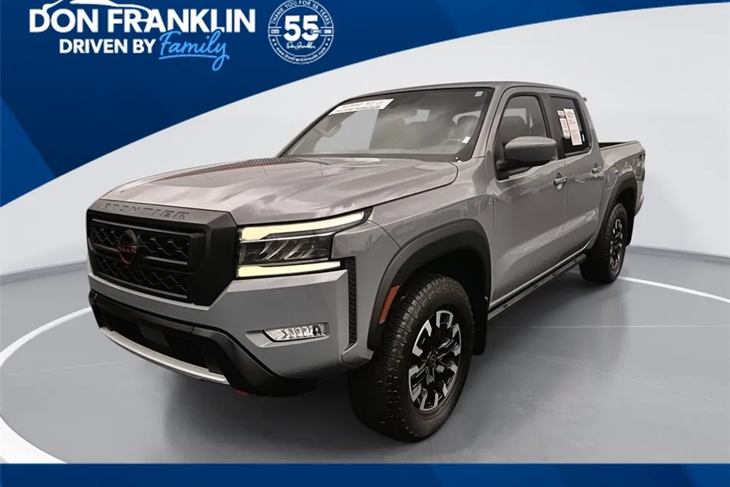 2022 Nissan Frontier PRO-4X photo 1