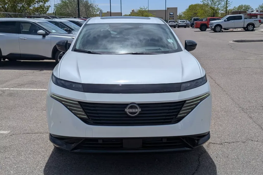 2025 Nissan Murano Platinum photo 1