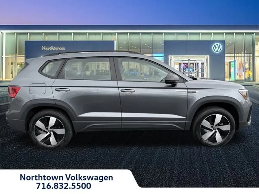 2024 Volkswagen Taos S photo 1