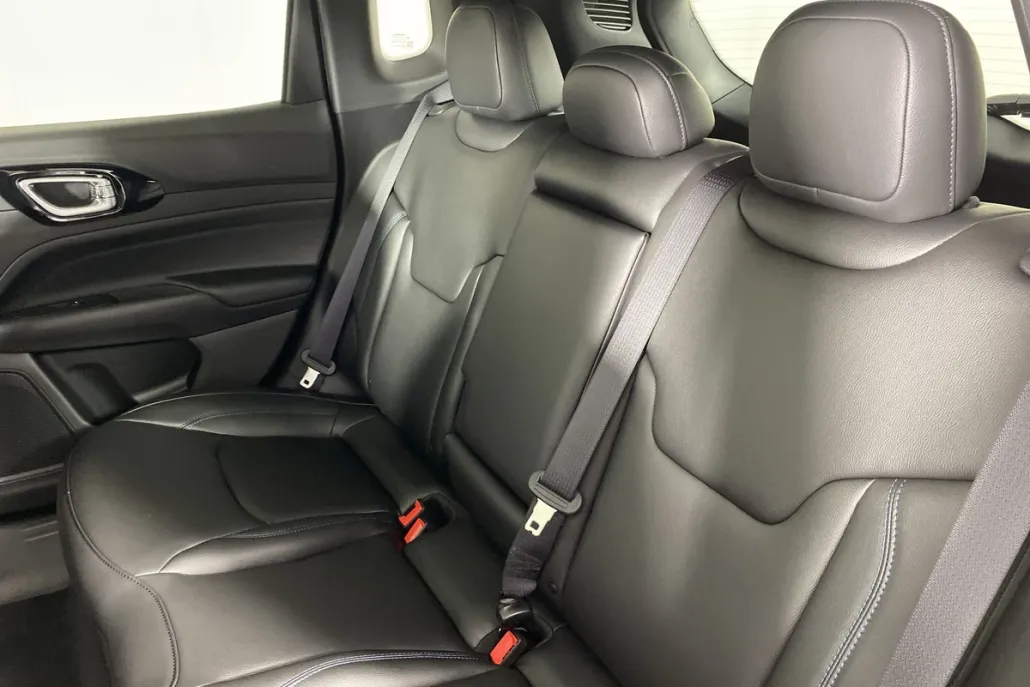 2025 Jeep Compass Limited photo 1