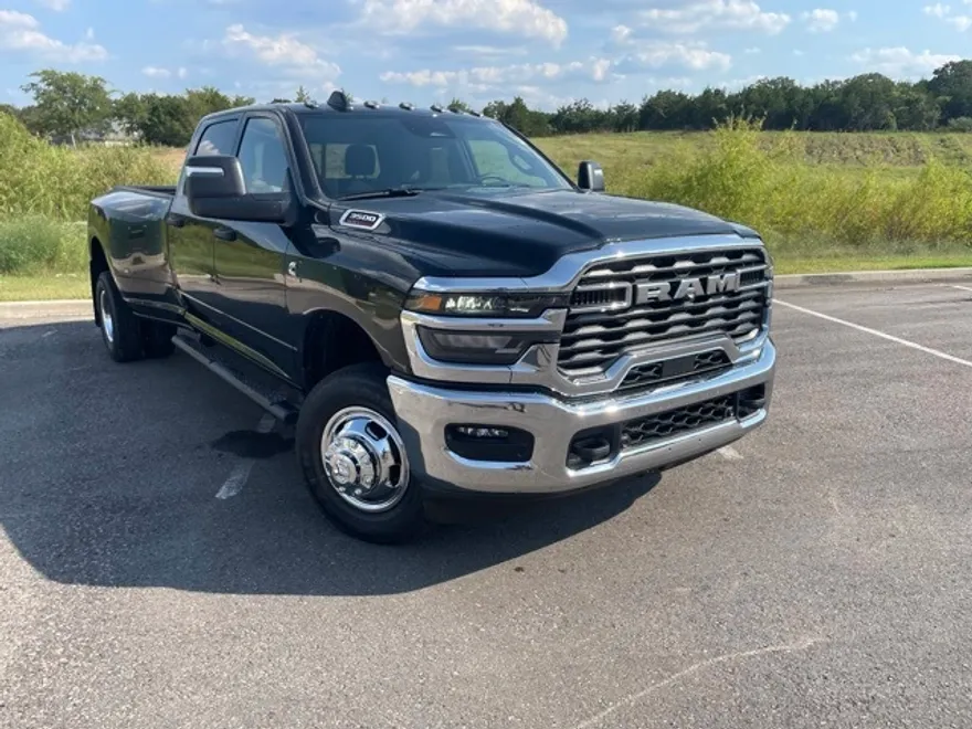 2026 Ram 3500 Tradesman photo 1