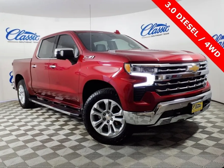 2023 Chevrolet Silverado 1500 LTZ photo 1
