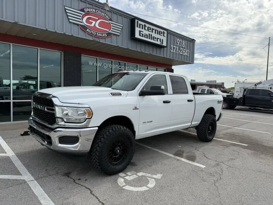 2020 Ram 2500 Tradesman photo 1