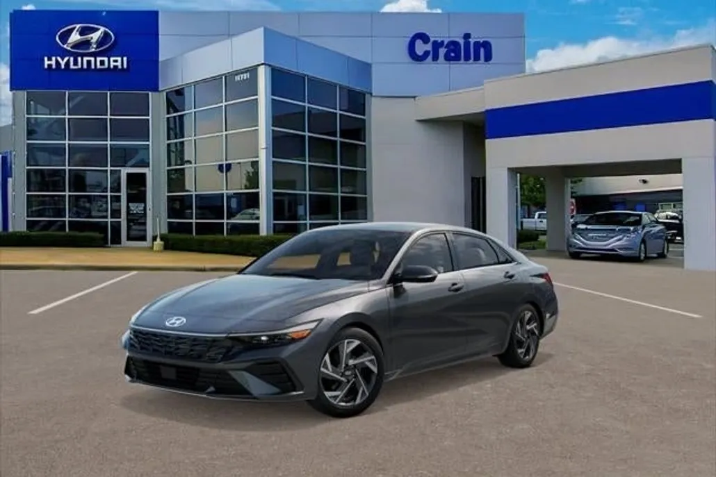 2025 Hyundai Elantra Limited photo 1