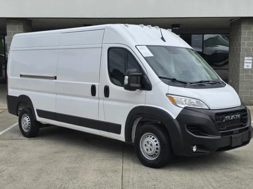 2024 Ram ProMaster 2500 photo 1