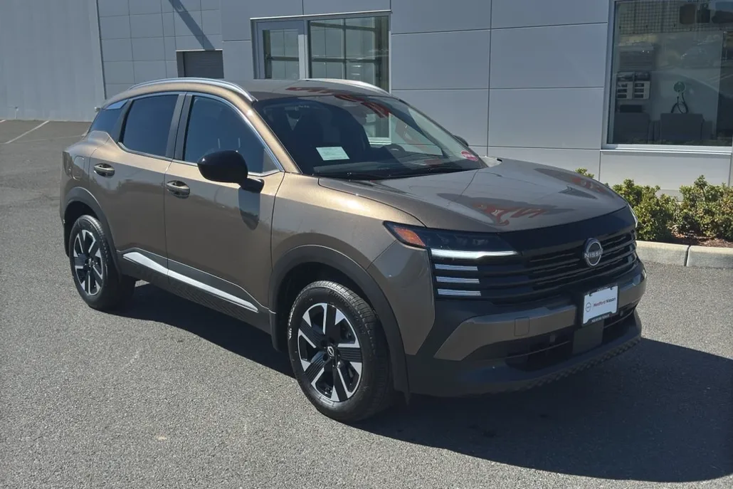 2026 Nissan Kicks SV photo 1