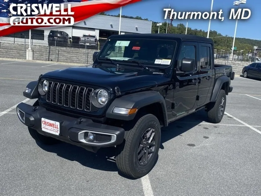 2025 Jeep Gladiator Sport S photo 1