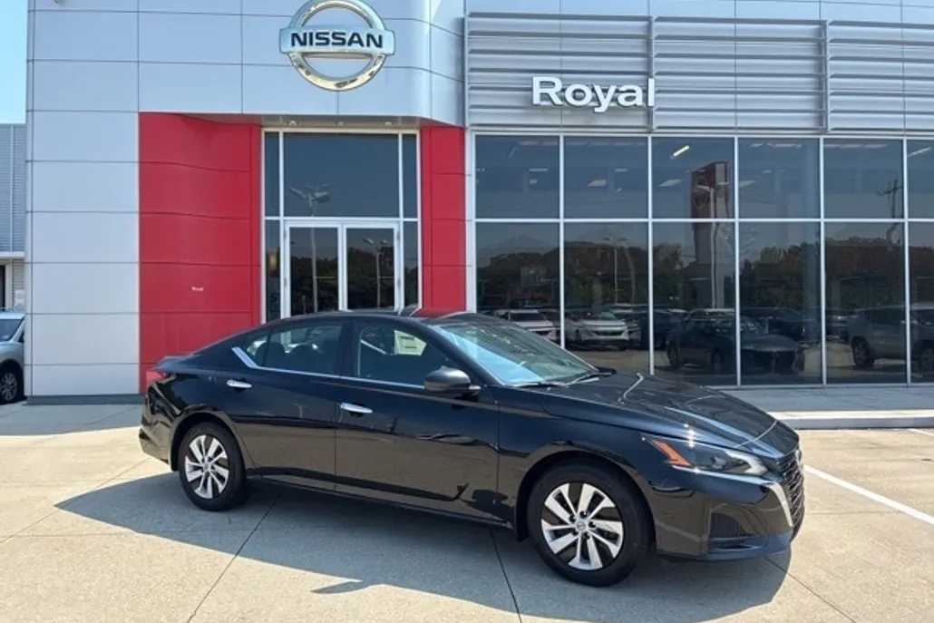 2025 Nissan Altima 2.5 S photo 1