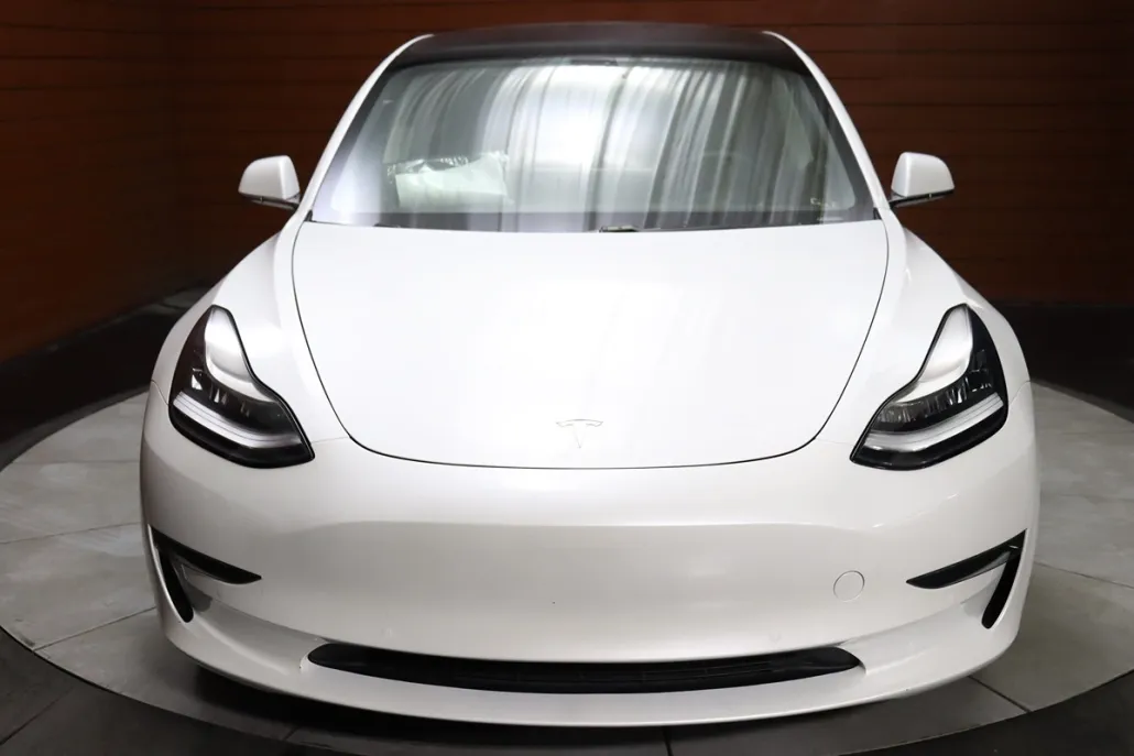 2020 Tesla Model 3 Long Range photo 1