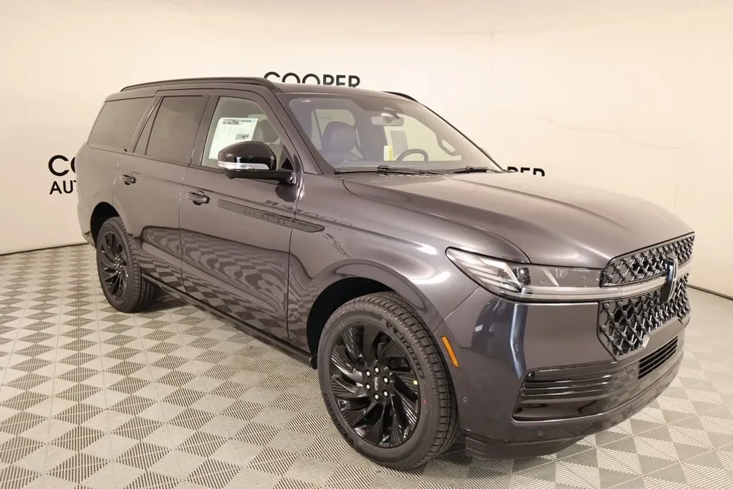2025 Lincoln Navigator Reserve photo 1