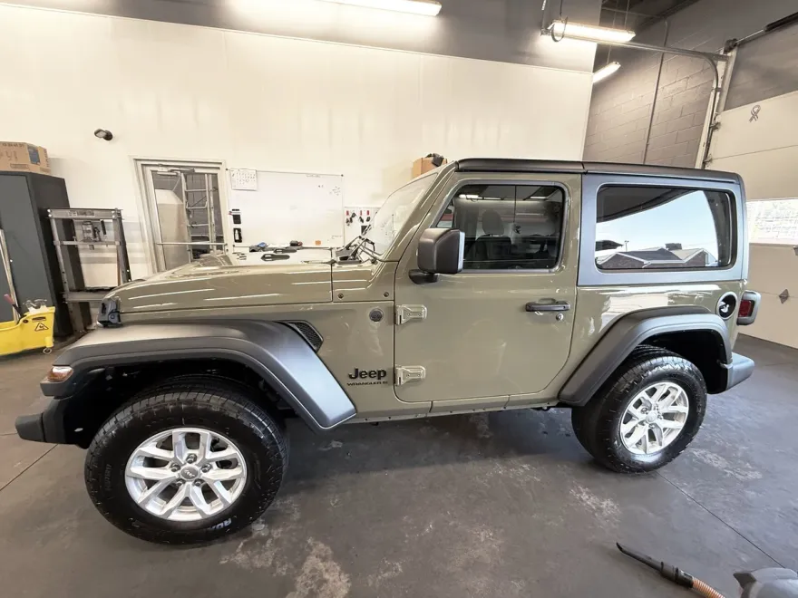 2025 Jeep Wrangler Sport photo 1