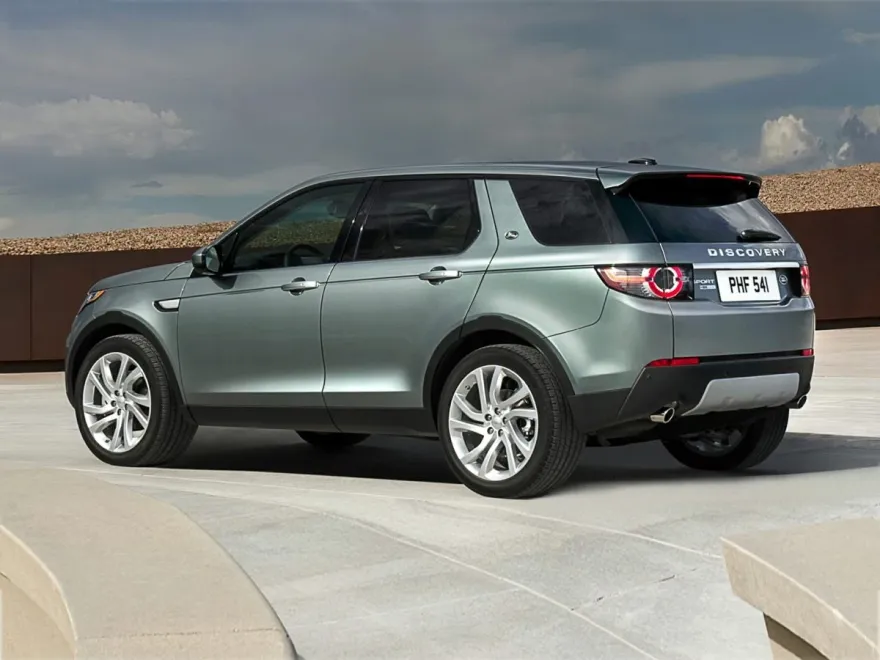 2016 Land Rover Discovery Sport SE photo 1