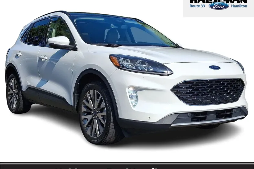 2020 Ford Escape Titanium photo 1