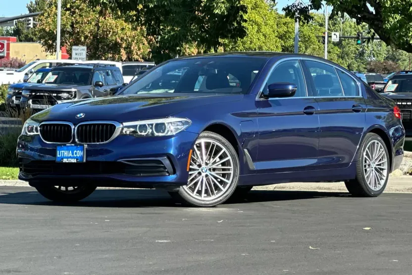 2020 Bmw 530e Sedan photo 1