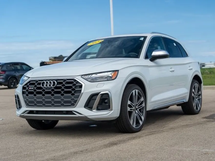 2022 Audi SQ5 Premium photo 1