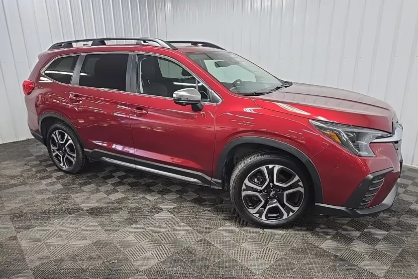 2023 Subaru Ascent Limited photo 1