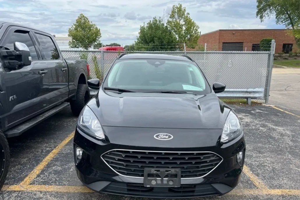 2022 Ford Escape SEL photo 1