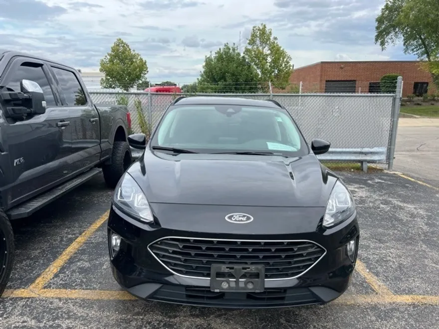 2022 Ford Escape SEL photo 1
