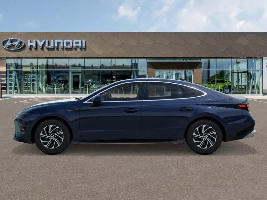 2026 Hyundai Sonata Hybrid Blue photo 1