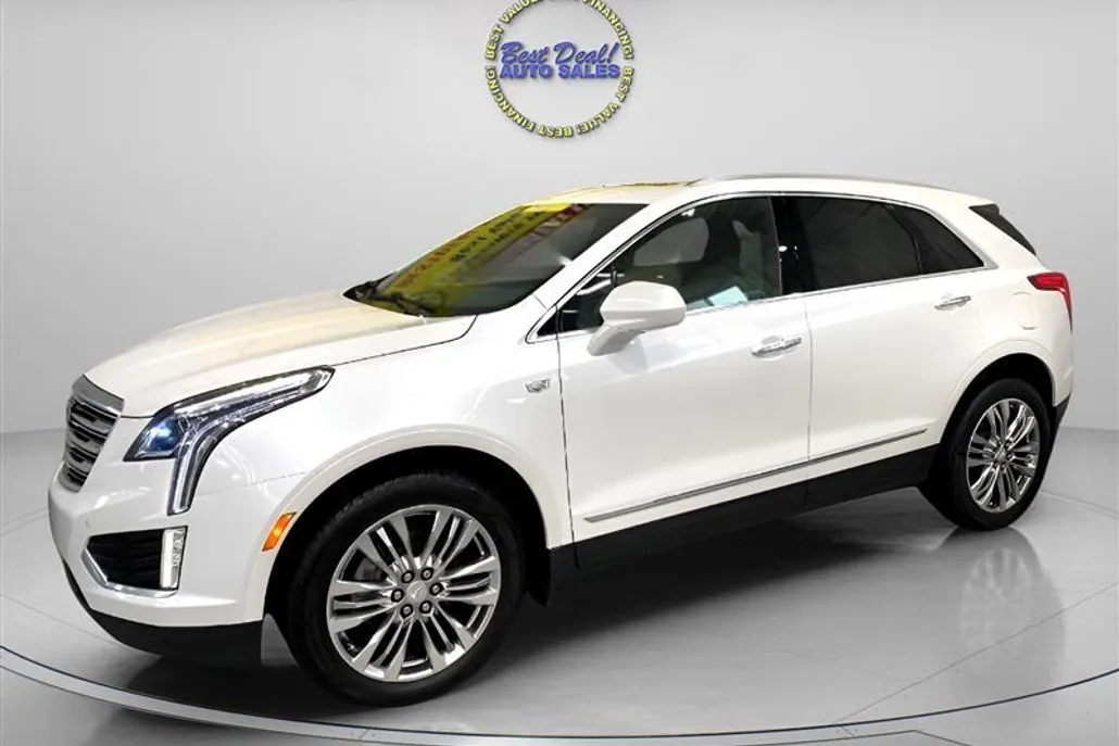 2017 Cadillac XT5 Premium Luxury photo 1