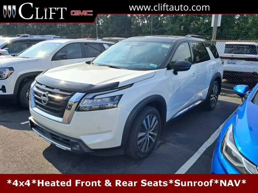 2022 Nissan Pathfinder Platinum photo 1
