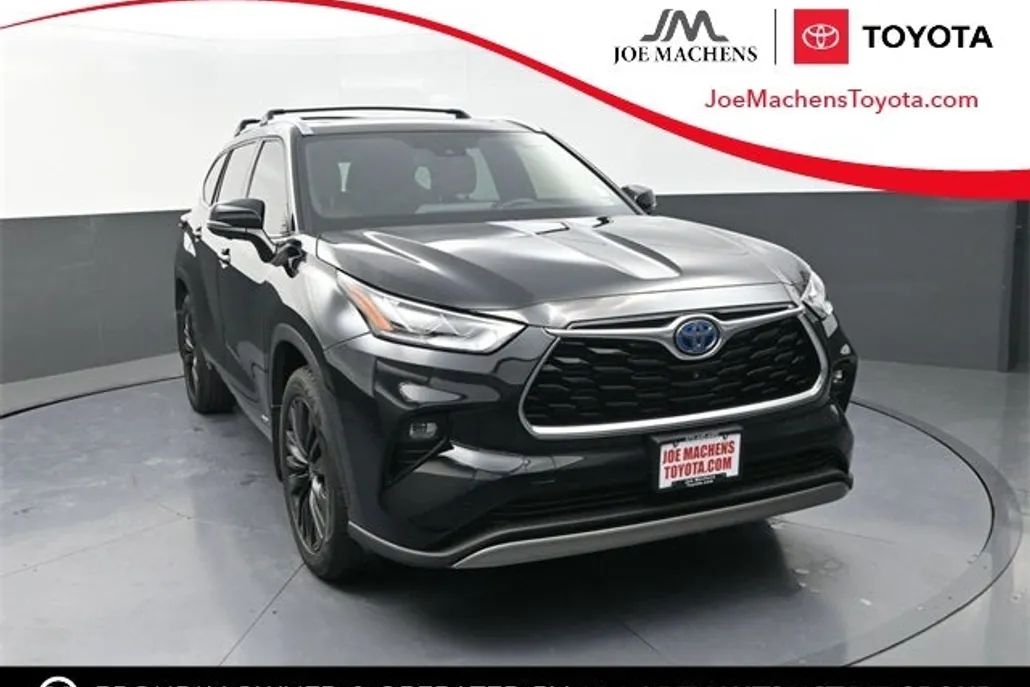 2023 Toyota Highlander Hybrid Platinum photo 1