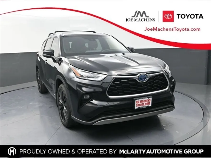 2023 Toyota Highlander Hybrid Platinum photo 1