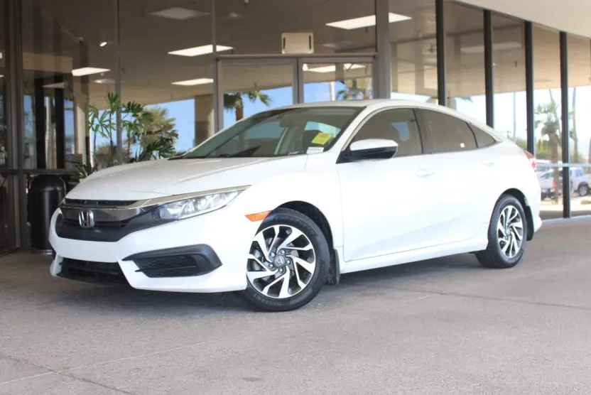 2018 Honda Civic EX photo 1