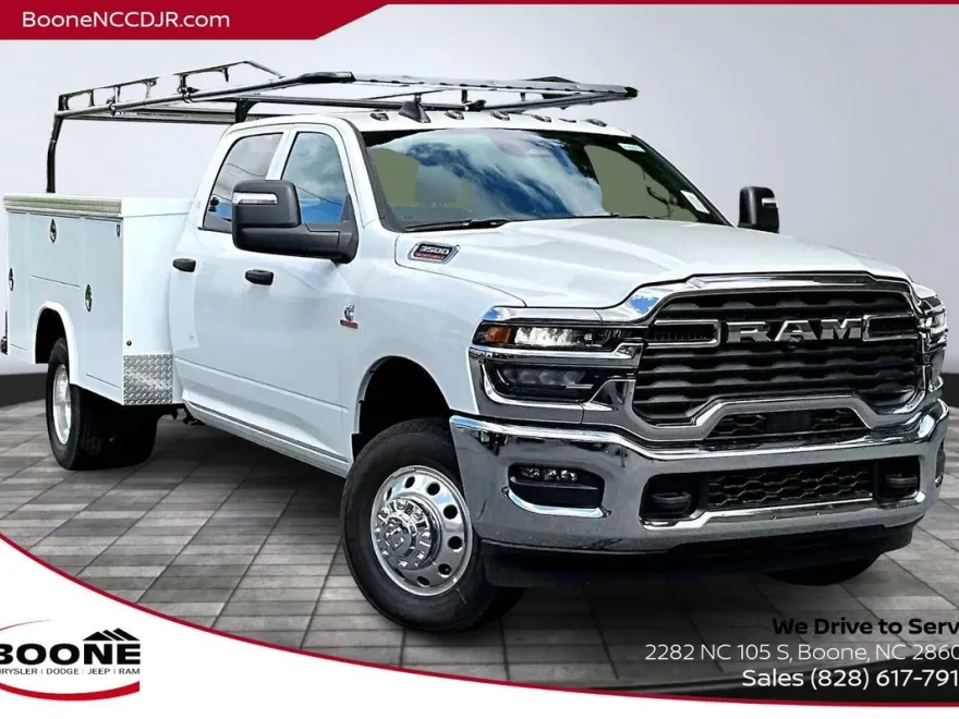 2025 Ram 3500 Tradesman photo 1