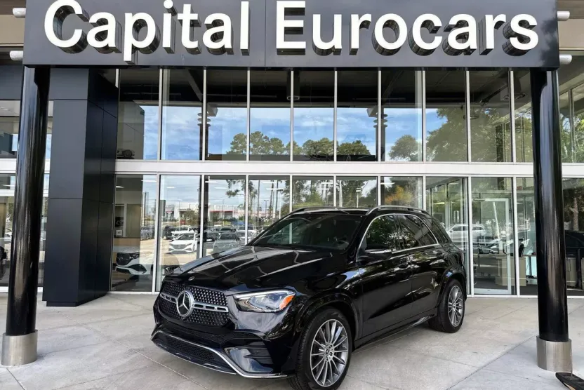 2025 Mercedes Benz GLE 450e 4MATIC photo 1