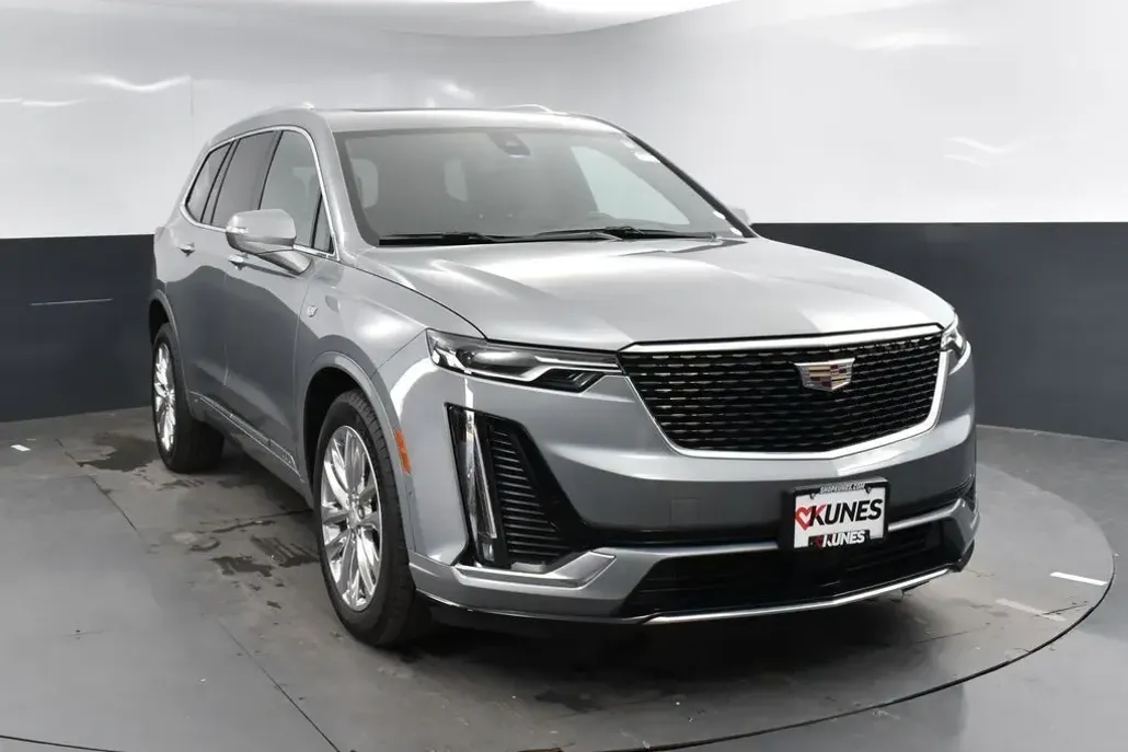 2023 Cadillac XT6 Premium Luxury photo 1