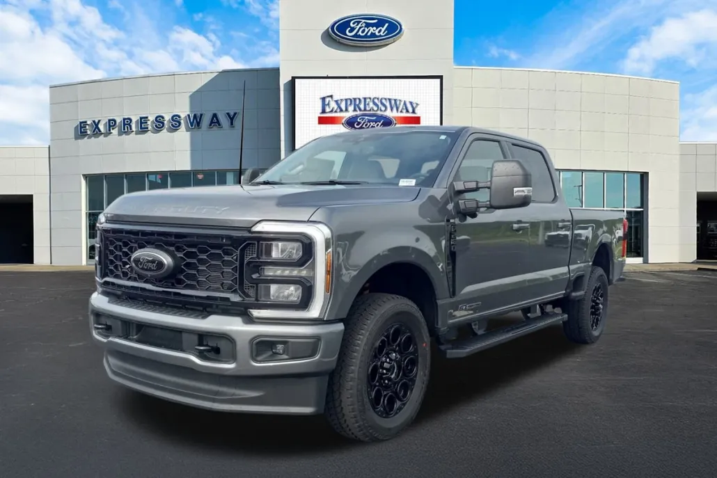 2025 Ford F-250 XLT photo 1