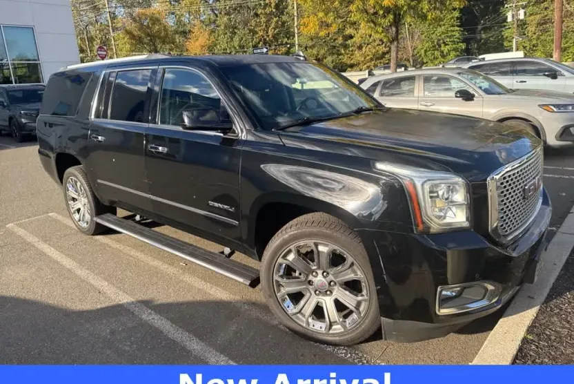 2015 Gmc Yukon XL Denali photo 1