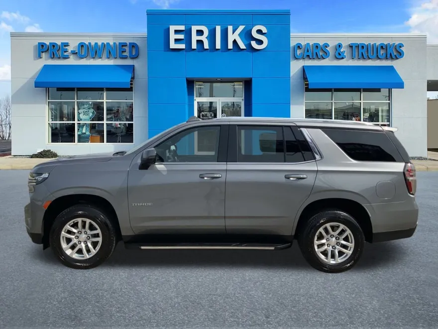 2022 Chevrolet Tahoe LT photo 1