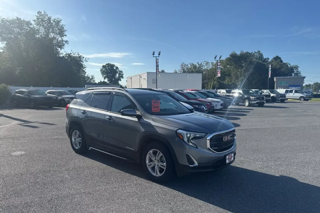 2020 Gmc Terrain SLE photo 1