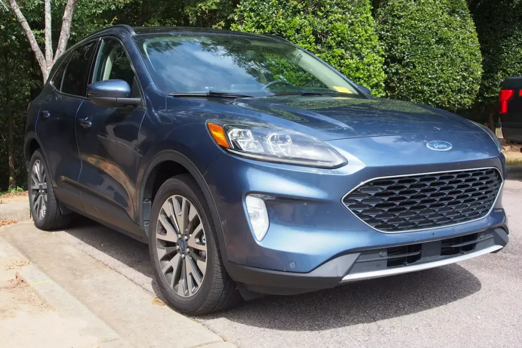2020 Ford Escape Titanium photo 1